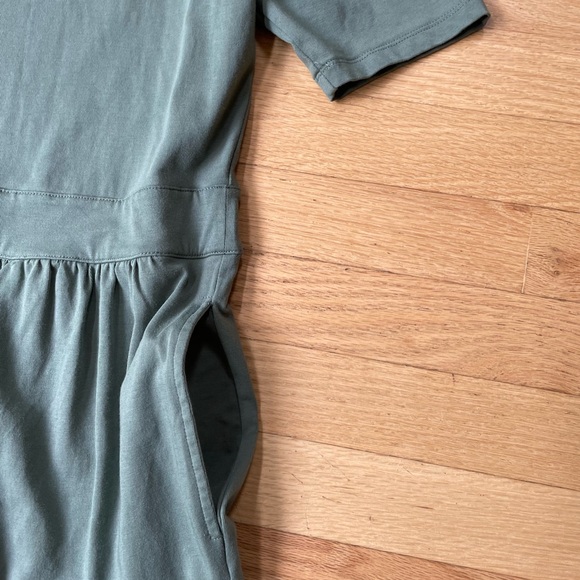 Lands’ End Sage Green Dress Size Medium in Excellent Condition - Picture 10 of 10